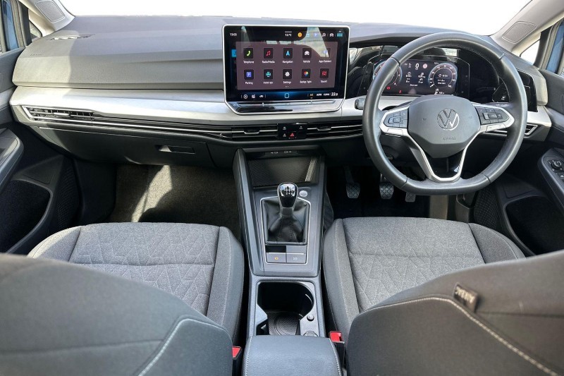 2025 (25) VOLKSWAGEN GOLF 2.0 TDI Life 5dr 5146455