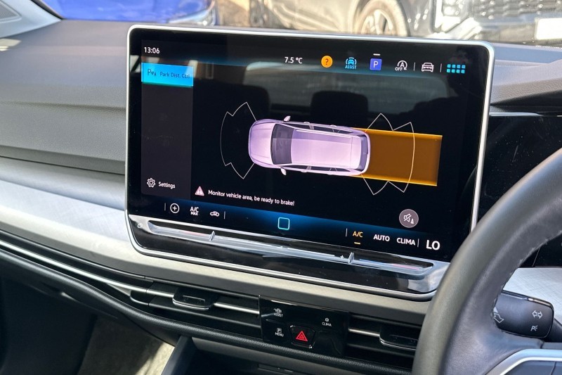 2025 (25) VOLKSWAGEN GOLF 2.0 TDI Life 5dr 5146470