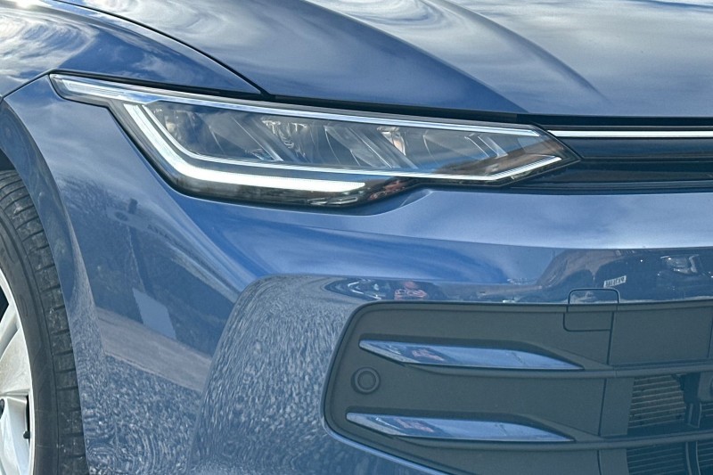 2025 (25) VOLKSWAGEN GOLF 2.0 TDI Life 5dr 5146478