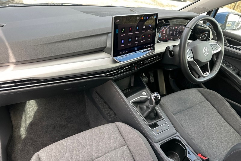 2025 (25) VOLKSWAGEN GOLF 2.0 TDI Life 5dr 5146476