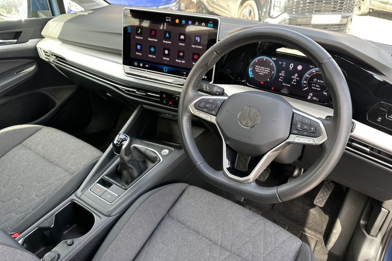 2025 (25) VOLKSWAGEN GOLF 2.0 TDI Life 5dr 5146456