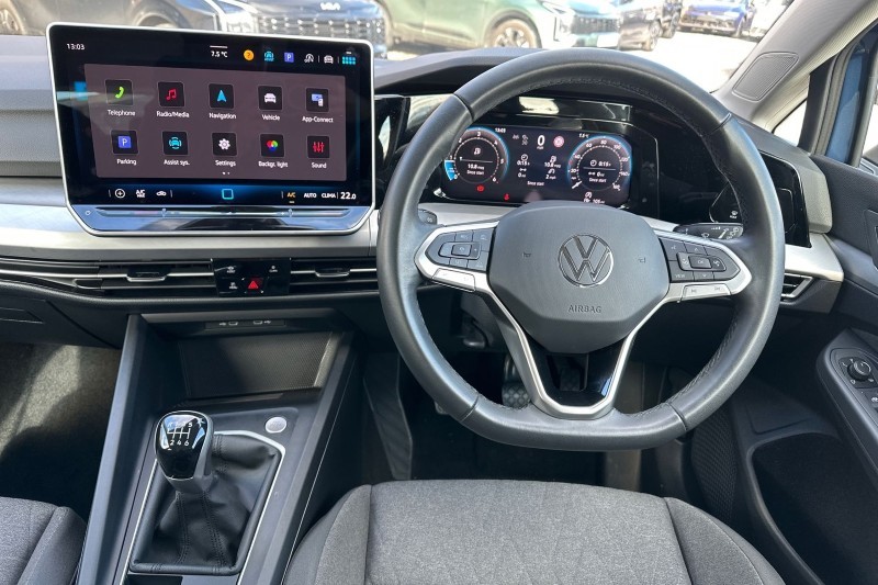 2025 (25) VOLKSWAGEN GOLF 2.0 TDI Life 5dr 5146467