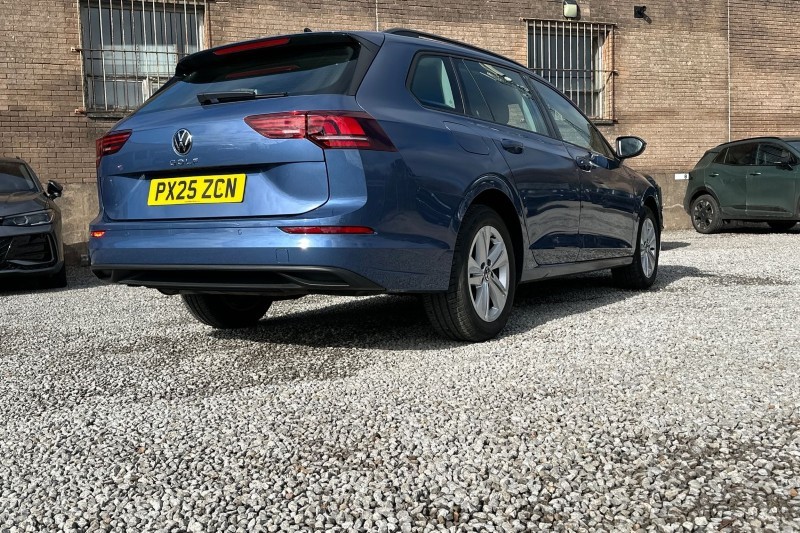 2025 (25) VOLKSWAGEN GOLF 2.0 TDI Life 5dr 5146481