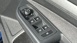 2025 (25) VOLKSWAGEN GOLF 2.0 TDI Life 5dr 5146459