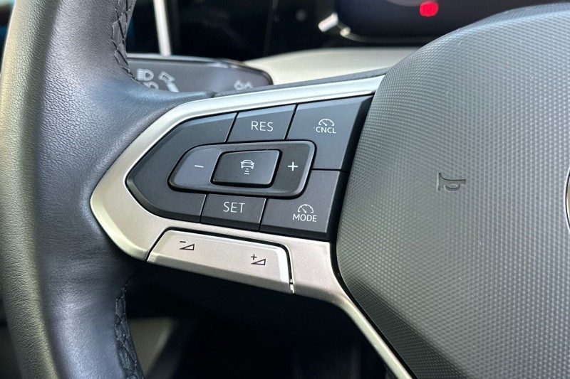 2025 (25) VOLKSWAGEN GOLF 2.0 TDI Life 5dr 5146464