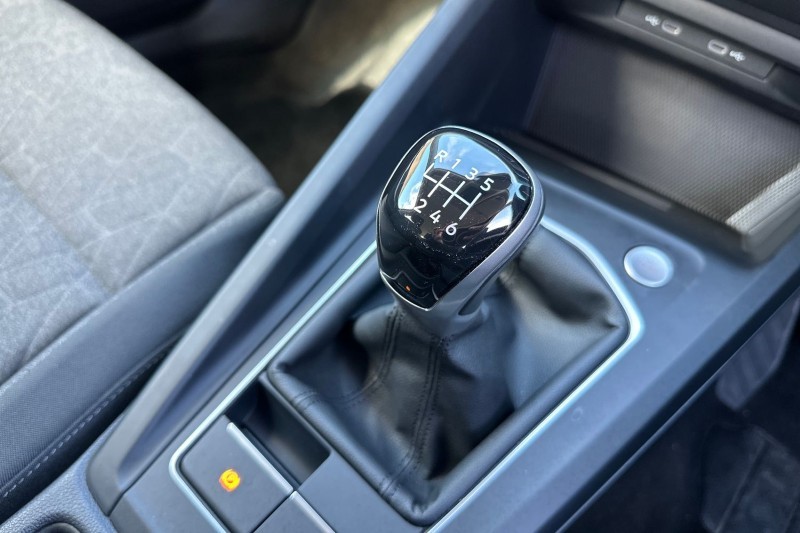 2025 (25) VOLKSWAGEN GOLF 2.0 TDI Life 5dr 5146474