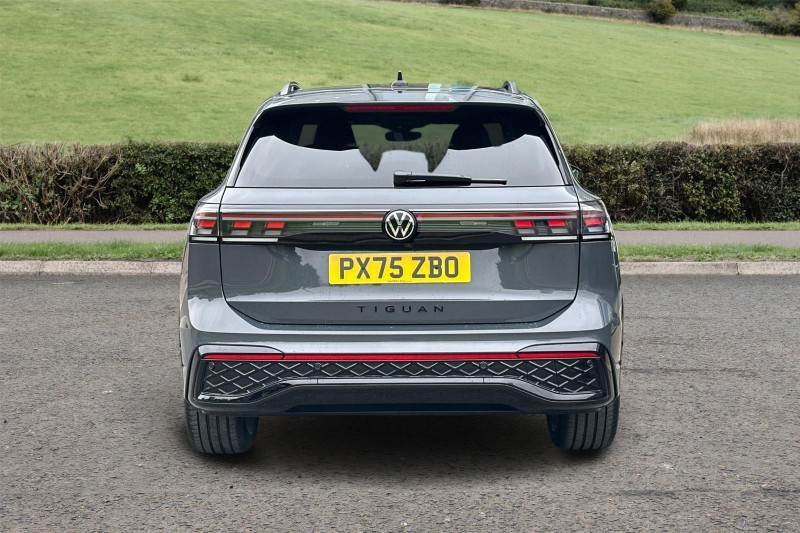 2025 (75) VOLKSWAGEN TIGUAN 1.5 eTSI 150 R-Line 5dr DSG 5585415