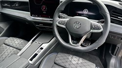 2025 (75) VOLKSWAGEN PASSAT 1.5 eTSI R-Line 5dr DSG 5423042