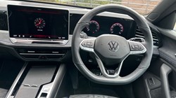 2025 (75) VOLKSWAGEN PASSAT 1.5 eTSI R-Line 5dr DSG 5423053