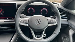 2025 (75) VOLKSWAGEN PASSAT 1.5 eTSI R-Line 5dr DSG 5423049
