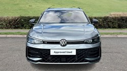 2025 (75) VOLKSWAGEN PASSAT 1.5 eTSI R-Line 5dr DSG 5423038