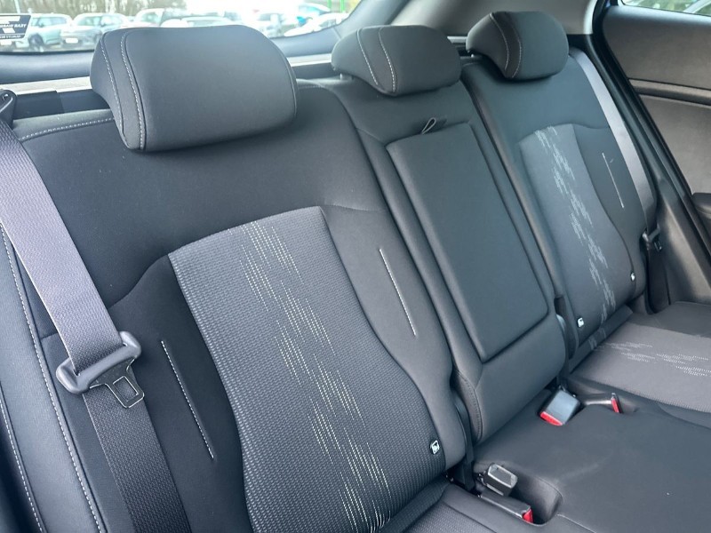 2025 (75) KIA SPORTAGE 1.6T GDi HEV Pure 5dr Auto 4929265