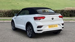 2022 (22) VOLKSWAGEN T-ROC 1.5 TSI R-Line 2dr DSG 1