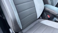 2022 (22) VOLKSWAGEN T-ROC 1.5 TSI R-Line 2dr DSG 4929525