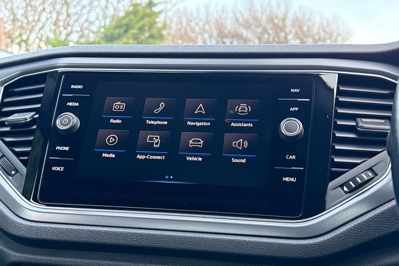 2022 (22) VOLKSWAGEN T-ROC 1.5 TSI R-Line 2dr DSG 4929531