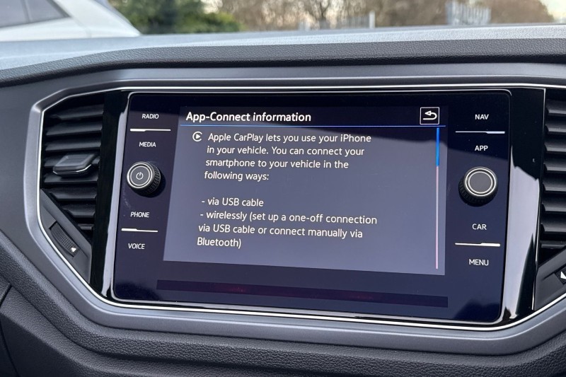 2022 (22) VOLKSWAGEN T-ROC 1.5 TSI R-Line 2dr DSG 4929533