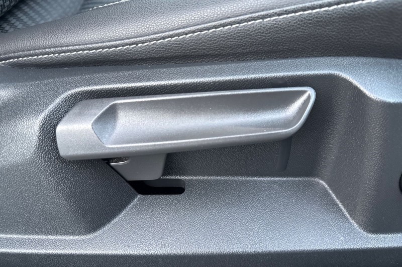 2022 (22) VOLKSWAGEN T-ROC 1.5 TSI R-Line 2dr DSG 4929524