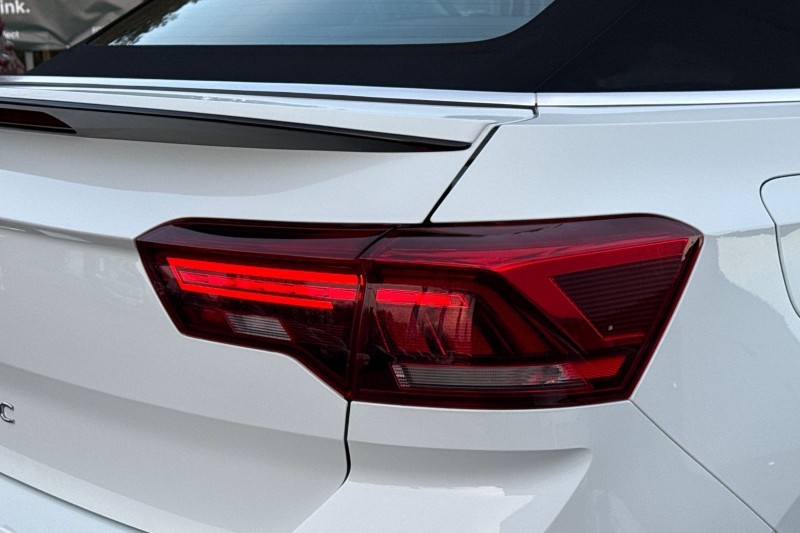 2022 (22) VOLKSWAGEN T-ROC 1.5 TSI R-Line 2dr DSG 4929545