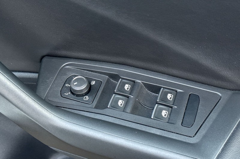 2022 (22) VOLKSWAGEN T-ROC 1.5 TSI R-Line 2dr DSG 4929523