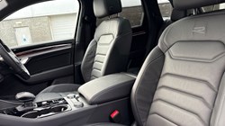 2025 (75) VOLKSWAGEN TOUAREG 3.0 V6 TDI 4Motion 286 Black Edition 5dr Tip Auto 4907821