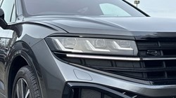 2025 (75) VOLKSWAGEN TOUAREG 3.0 V6 TDI 4Motion 286 Black Edition 5dr Tip Auto 4907827