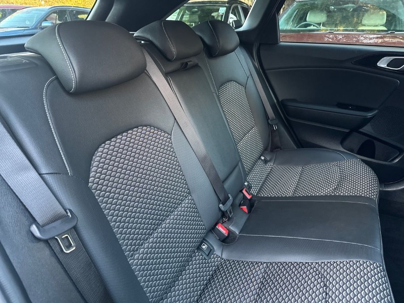 2025 (25) KIA CEED 1.5T GDi ISG 138 3 5dr DCT 4946846