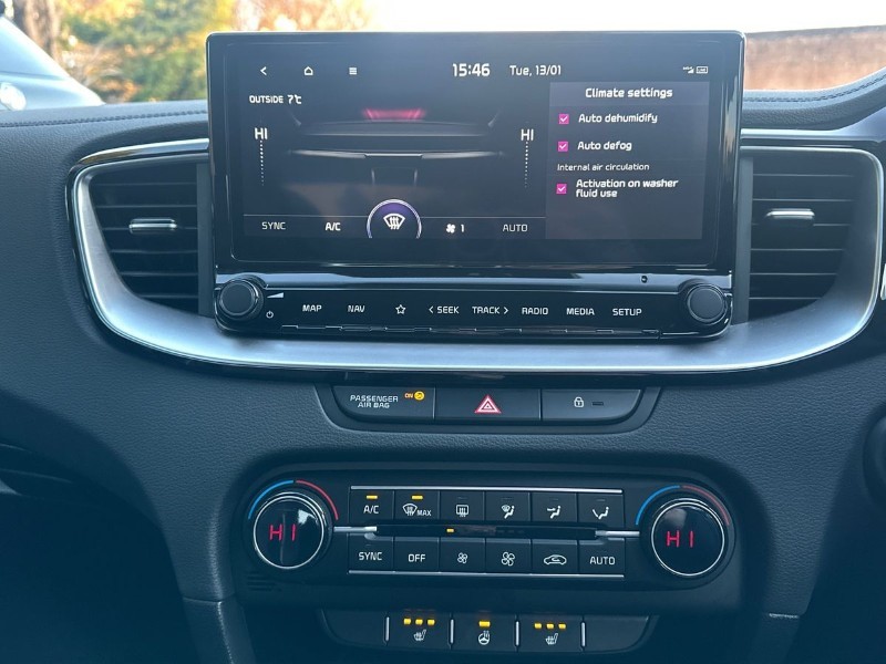 2025 (25) KIA CEED 1.5T GDi ISG 138 3 5dr DCT 4946840