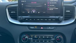 2025 (25) KIA CEED 1.5T GDi ISG 138 3 5dr DCT 4946840