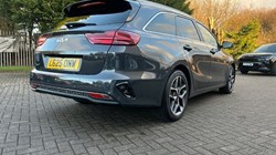 2025 (25) KIA CEED 1.5T GDi ISG 138 3 5dr DCT 4946854