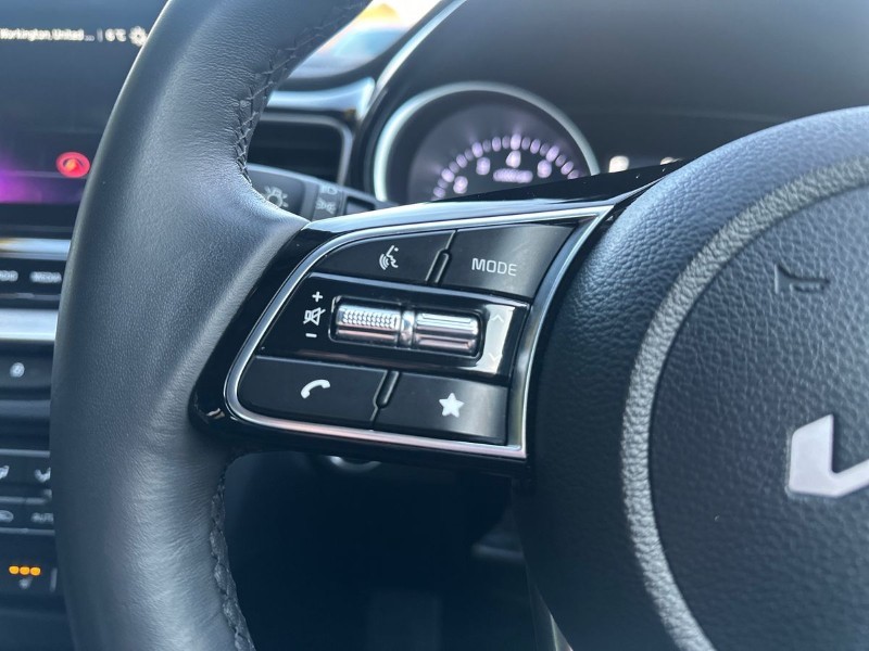 2025 (25) KIA CEED 1.5T GDi ISG 138 3 5dr DCT 4946832