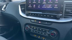 2025 (25) KIA CEED 1.5T GDi ISG 138 3 5dr DCT 4946843