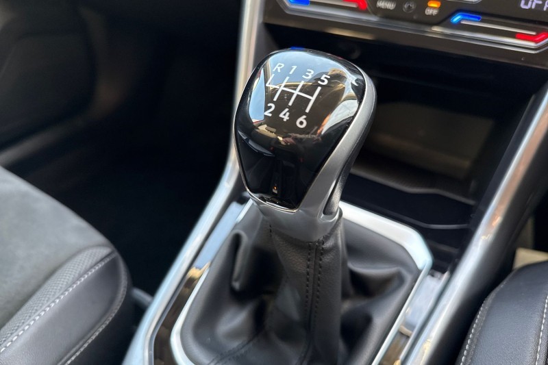 2022 (72) VOLKSWAGEN T-ROC 1.0 TSI Style 5dr 5024989