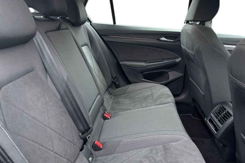 2023 (73) VOLKSWAGEN GOLF 1.5 eTSI 150 Style 5dr DSG 4985499