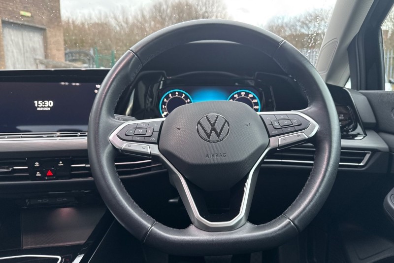 2023 (73) VOLKSWAGEN GOLF 1.5 eTSI 150 Style 5dr DSG 4985512