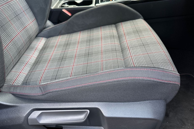 2025 (25) VOLKSWAGEN GOLF 2.0 TSI 265 GTI 5dr DSG 4963870