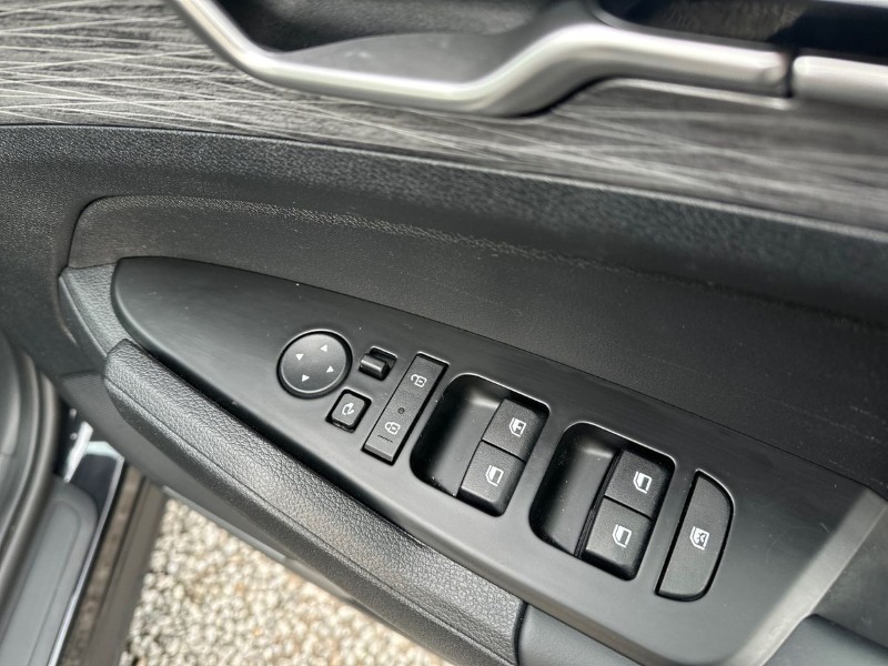 2025 (25) KIA SPORTAGE 1.6T GDi 157 48V ISG 2 5dr 5015158