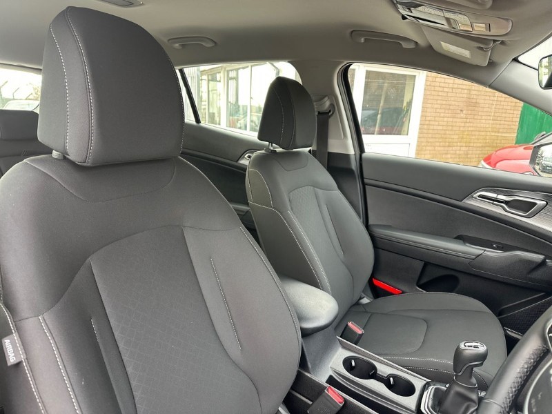 2025 (25) KIA SPORTAGE 1.6T GDi 157 48V ISG 2 5dr 5015161