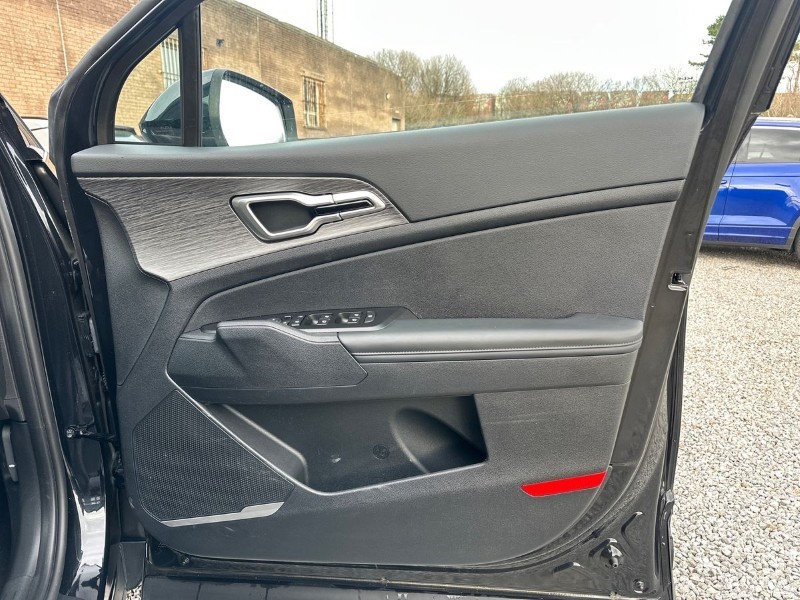 2025 (25) KIA SPORTAGE 1.6T GDi 157 48V ISG 2 5dr 5015156