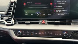 2025 (25) KIA SPORTAGE 1.6T GDi 157 48V ISG 3 5dr 5005836