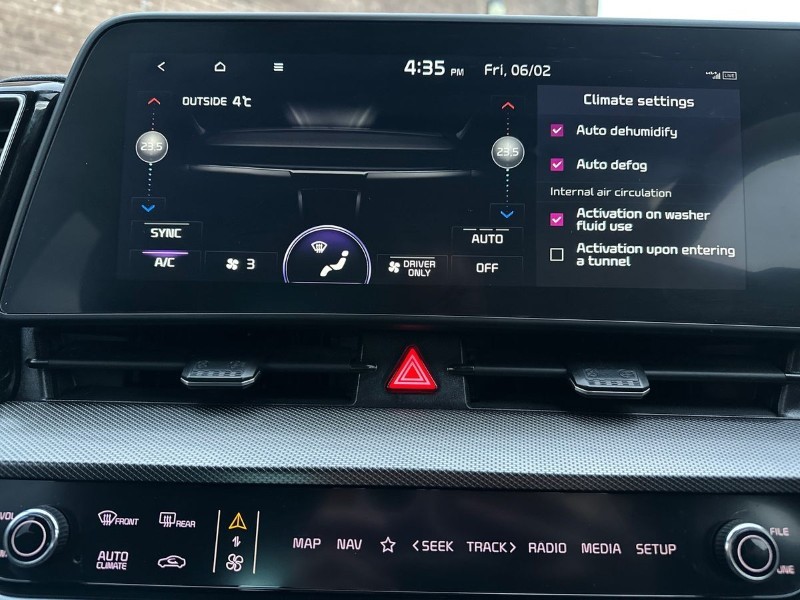 2023 (23) KIA SPORTAGE 1.6T GDi PHEV GT-Line 5dr Auto AWD 5036229