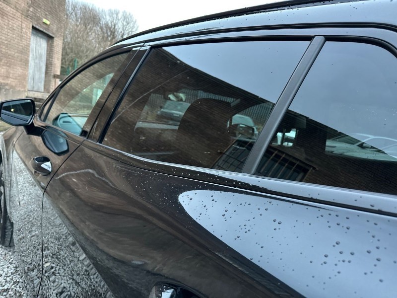 2023 (23) KIA SPORTAGE 1.6T GDi PHEV GT-Line 5dr Auto AWD 5036237