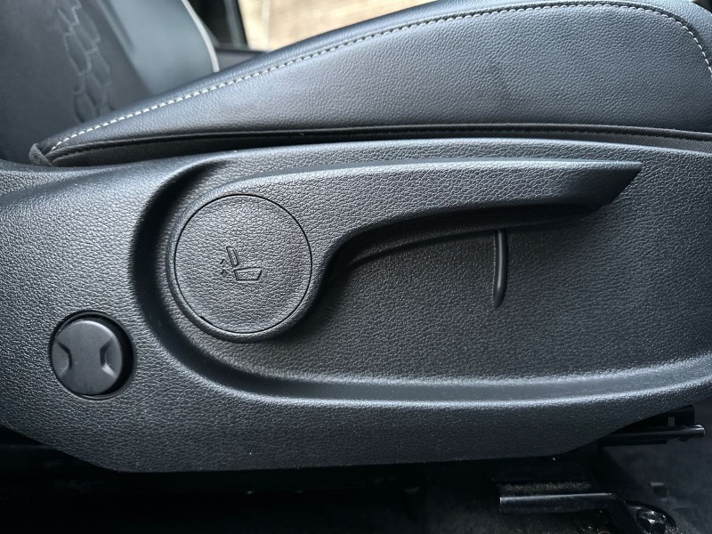 2023 (23) KIA SPORTAGE 1.6T GDi PHEV GT-Line 5dr Auto AWD 5036217