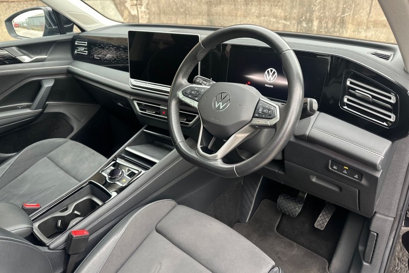 2024 (24) VOLKSWAGEN TIGUAN 1.5 eTSI 150 Elegance 5dr DSG 4989674