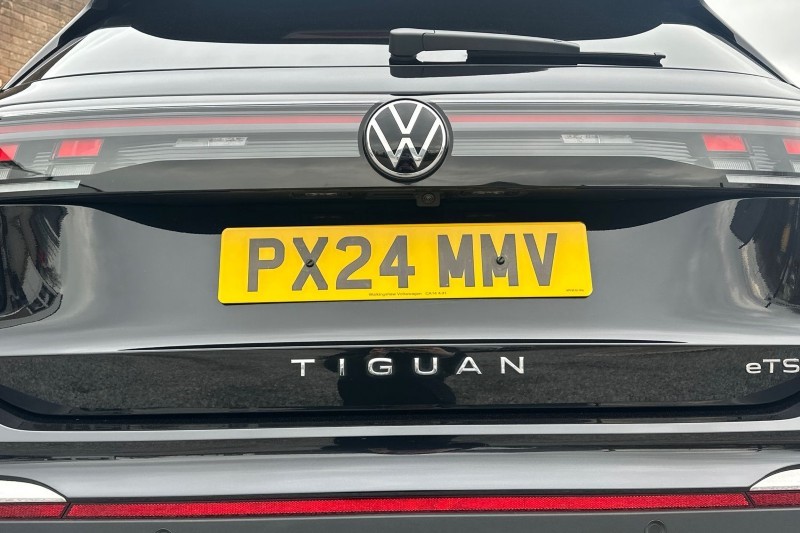2024 (24) VOLKSWAGEN TIGUAN 1.5 eTSI 150 Elegance 5dr DSG 4989705
