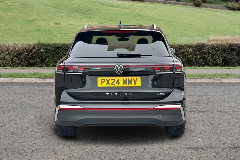 2024 (24) VOLKSWAGEN TIGUAN 1.5 eTSI 150 Elegance 5dr DSG 4989669