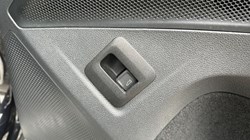 2024 (24) VOLKSWAGEN TIGUAN 1.5 eTSI 150 Elegance 5dr DSG 4989707