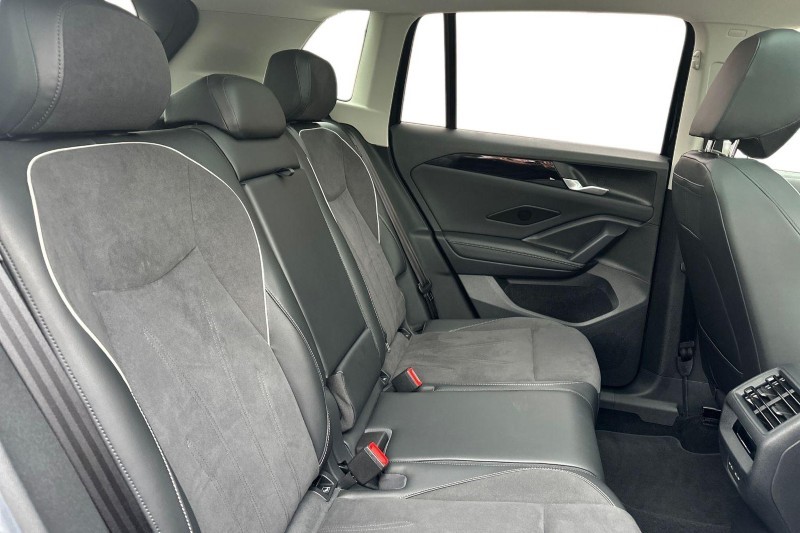 2024 (24) VOLKSWAGEN TIGUAN 1.5 eTSI 150 Elegance 5dr DSG 4989667