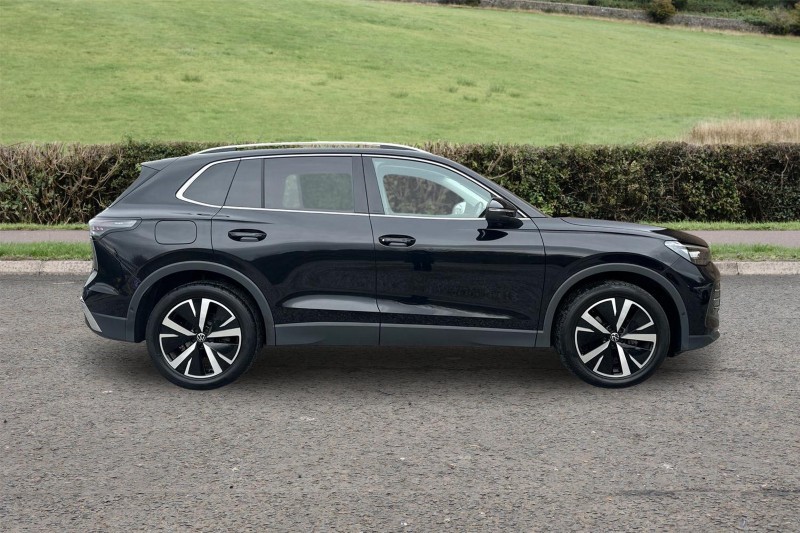 2024 (24) VOLKSWAGEN TIGUAN 1.5 eTSI 150 Elegance 5dr DSG 4989668