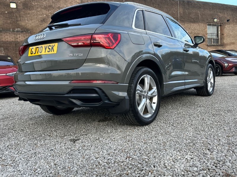 2020 (70) AUDI Q3 35 TFSI S Line 5dr 5015044