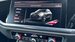 2020 (70) AUDI Q3 35 TFSI S Line 5dr 5015032